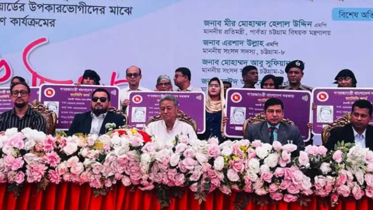 সদিচ্ছা থাকলে এক মাসেই প্রকল্পের বাস্তবায়ন সম্ভব: অর্থমন্ত্রী