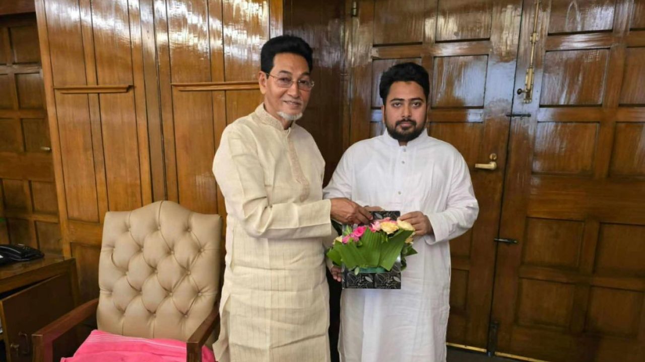 ঐক্যমতের সরকার গঠনে সরকারি ও বিরোধী দলীয় হুইপদের বৈঠক