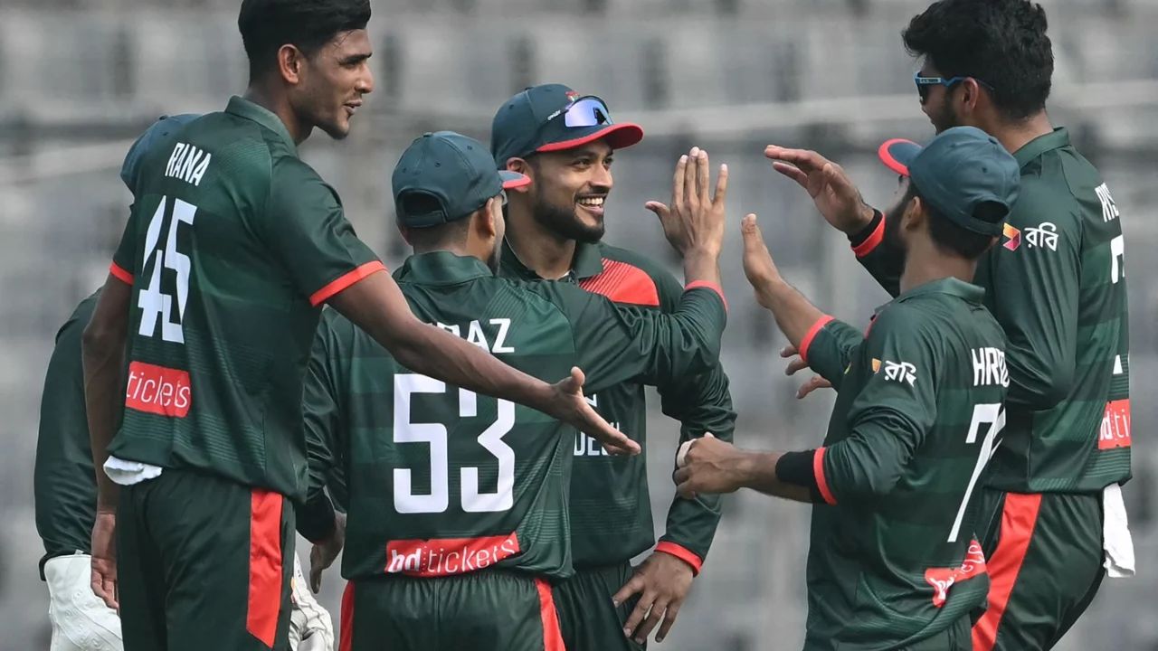 ২০৯ বল  হাতে রেখেই পাকিস্তানকে উড়িয়ে দিলো বাংলাদেশ