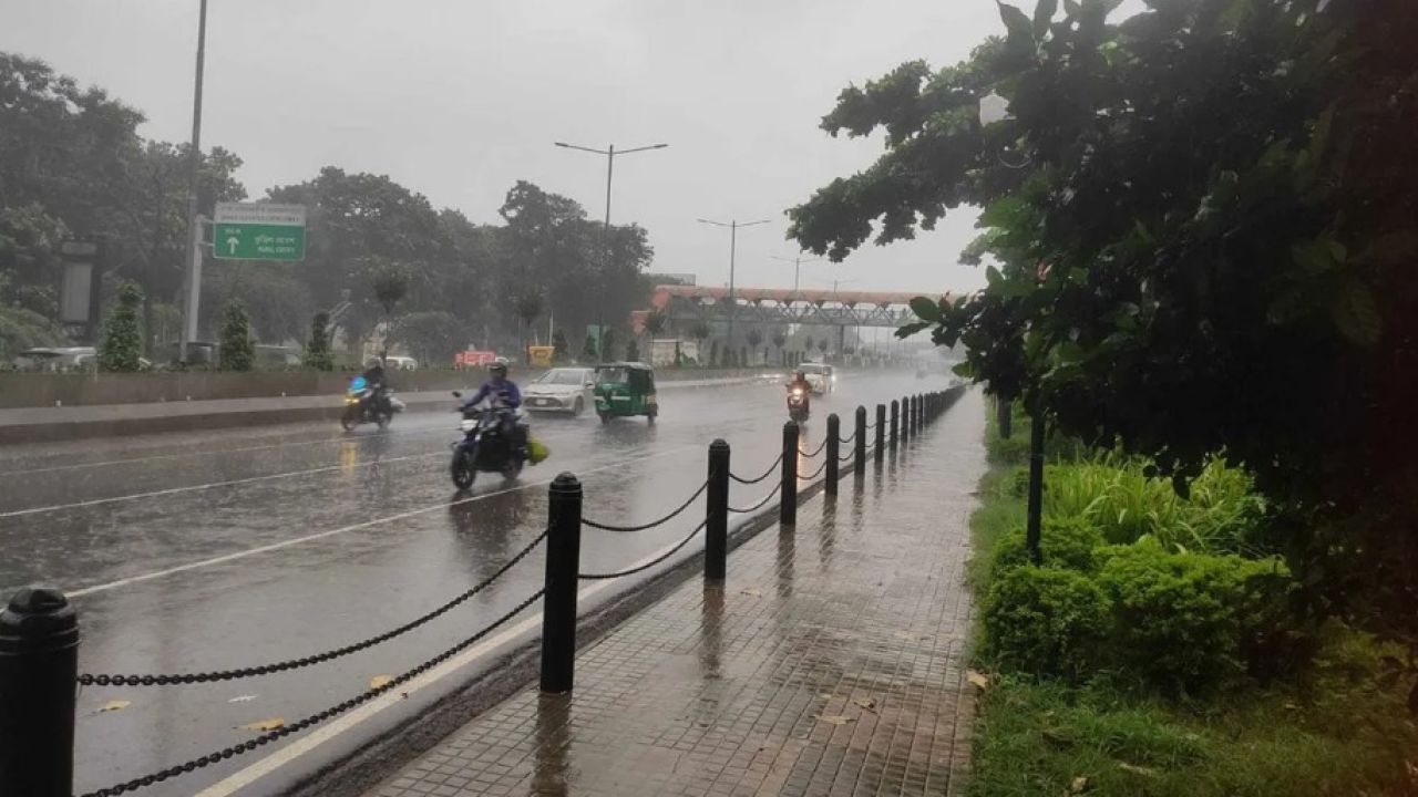 ঢাকায় বজ্রবৃষ্টির সম্ভাবনা