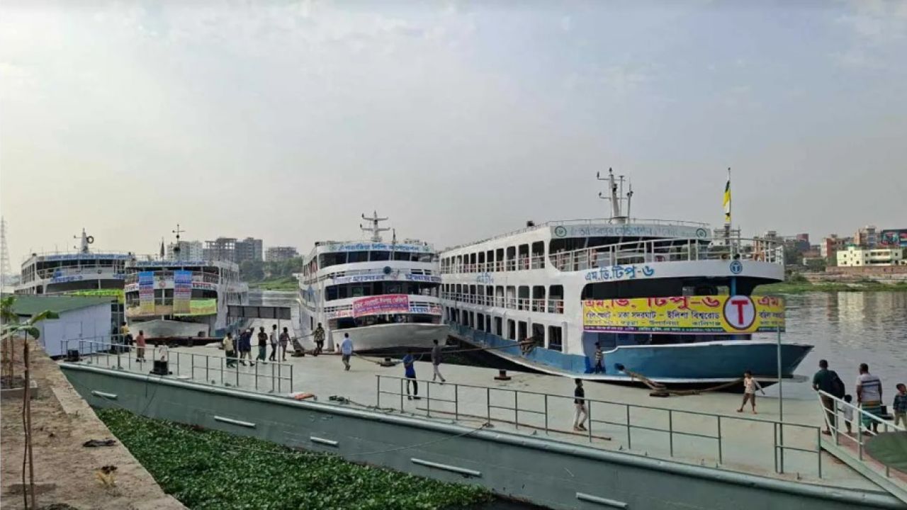 বসিলা ঘাট থেকে লঞ্চ চলাচল শুরু