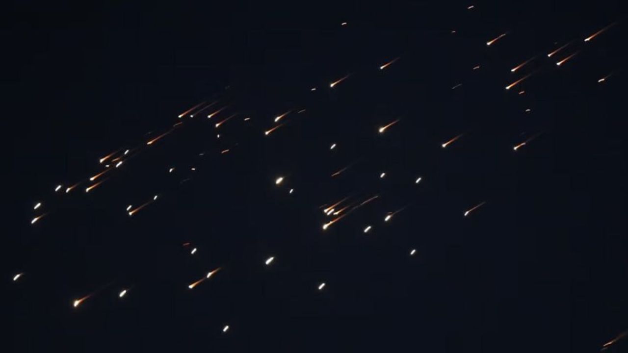 লারিজানি ও সোলাইমানি হত্যার ‘প্রতিশোধ’: ইরানি ক্ষেপণাস্ত্র হামলায় কাঁপল ইসরায়েল, নিহত