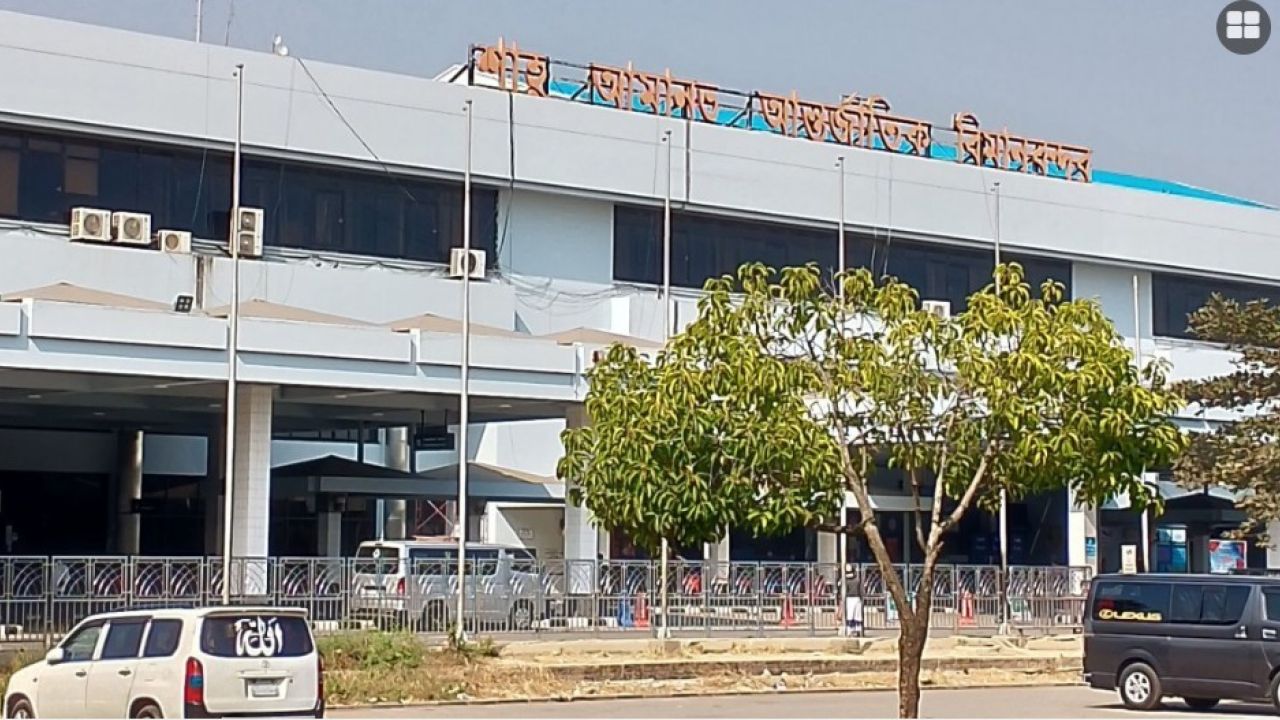 ঢাকার পাঁচ ফ্লাইট নামলো চট্টগ্রামে