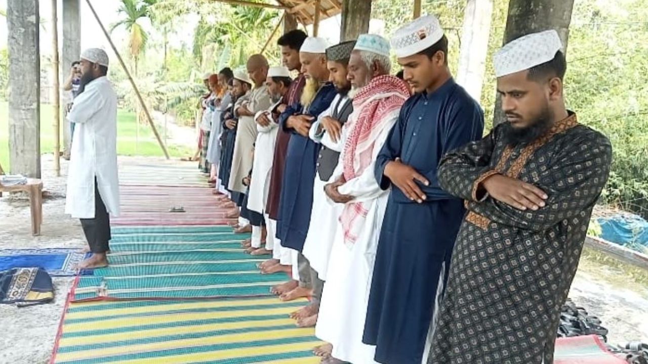 গাইবান্ধায় ঈদ উদযাপনে মিশ্র প্রতিক্রিয়া