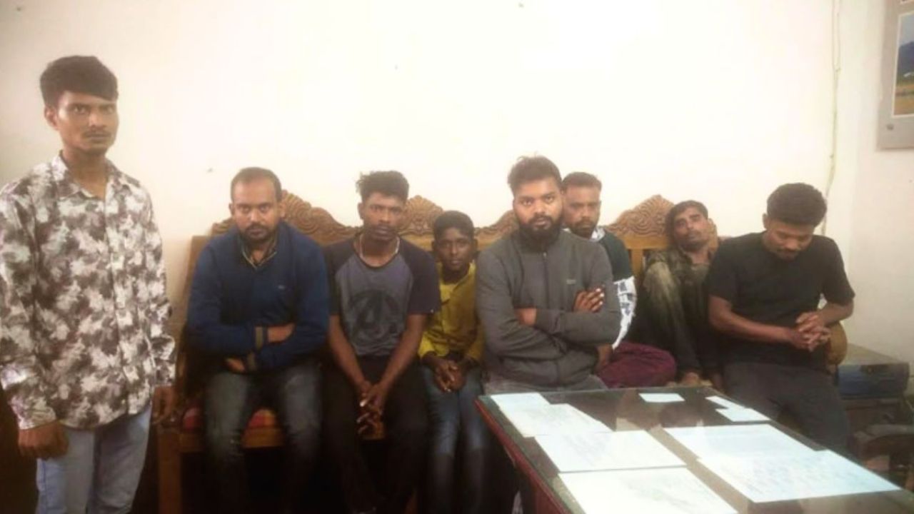 সিলেট সীমান্তে চার শিশুসহ আটক ১৮