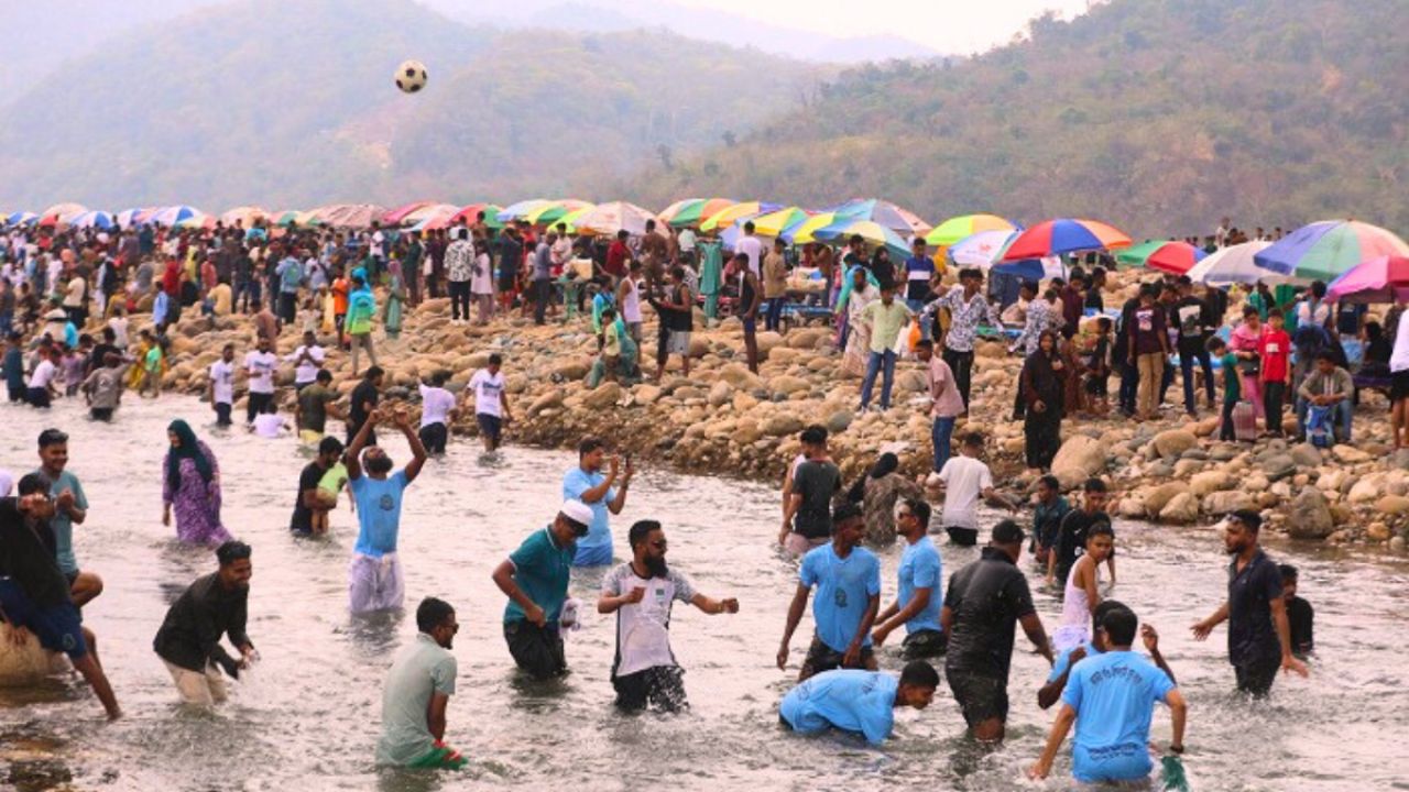 প্রকৃতিপ্রেমীদের পদচারণায় মুখর সিলেটের পর্যটন স্পট