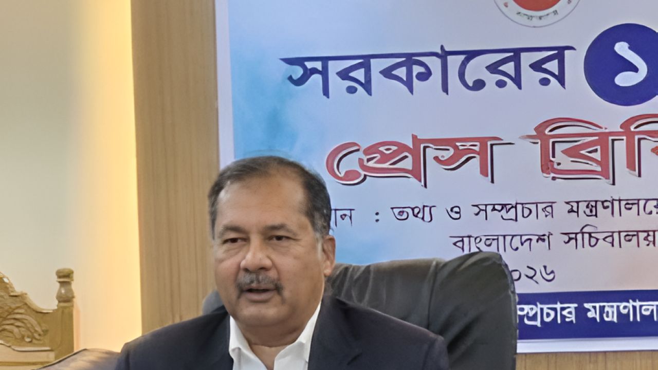 জ্বালানি তেলের দাম বাড়ছে না, মজুতদারদের হুঁশিয়ারি