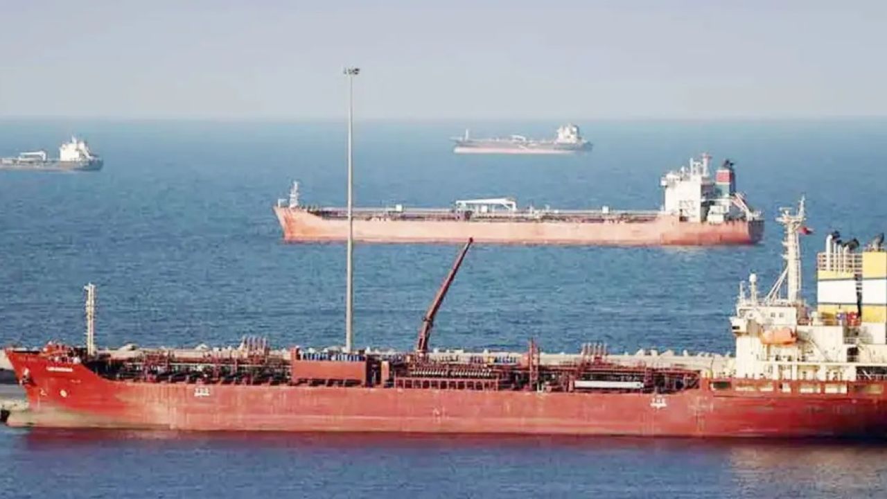 হরমুজ প্রণালি: নিরাপত্তা পাবে বাংলাদেশসহ ৬ দেশের জাহাজ 