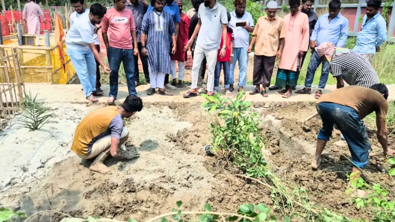 রাজবাড়ীর একই পরিবারের তিনজনের দাফন সম্পন্ন