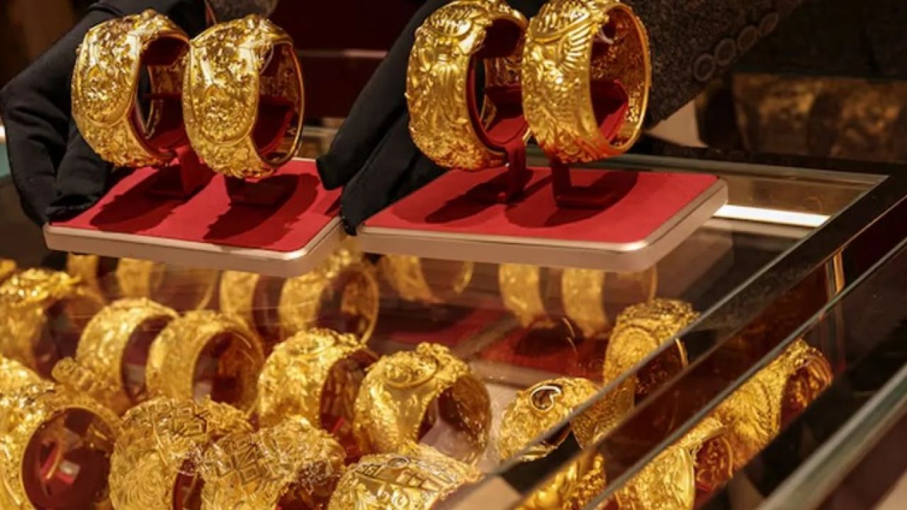 স্বর্ণের দাম ভরিতে কমল ৬৫৯০ টাকা