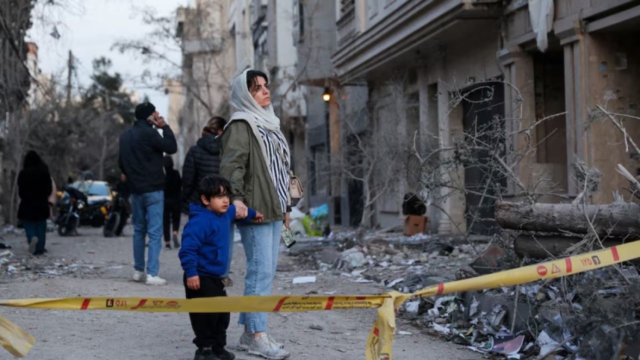 ইরানে সংঘাতের প্রথম মাসে দুই শতাধিক শিশু নিহত