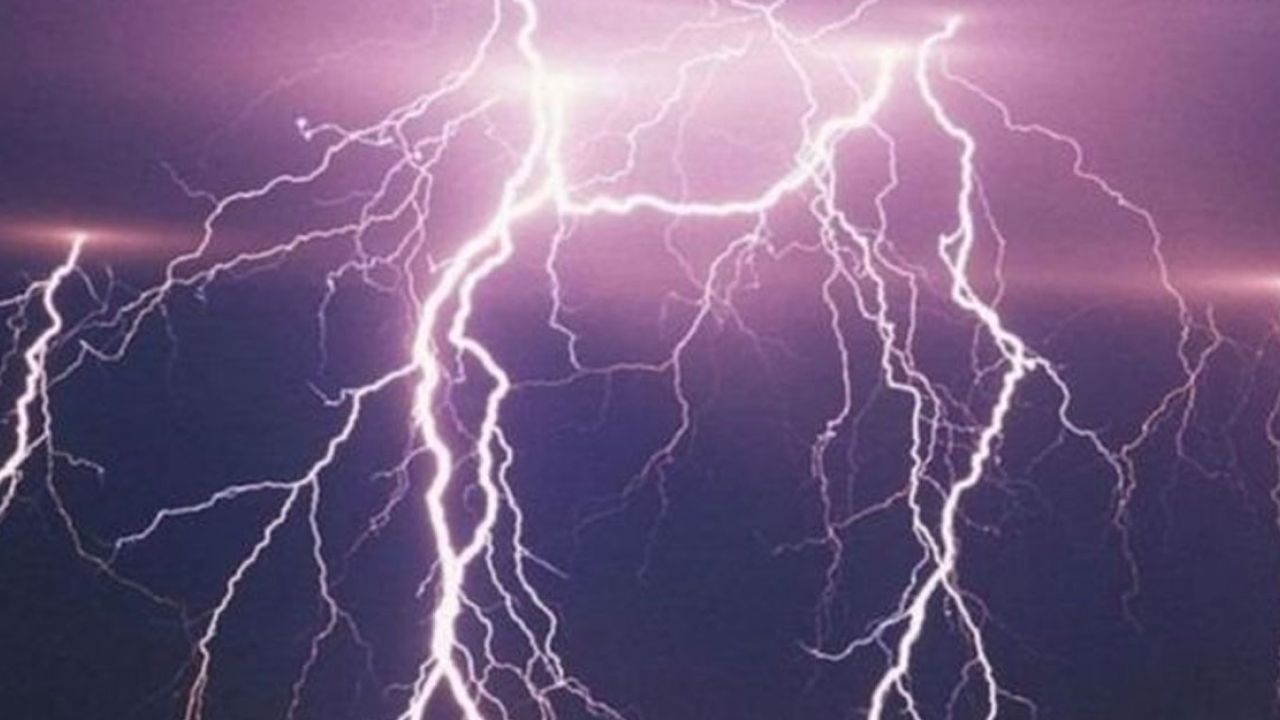 শৈলকুপায় বজ্রপাতে দুই কৃষকের মৃত্যু, আহত ৪