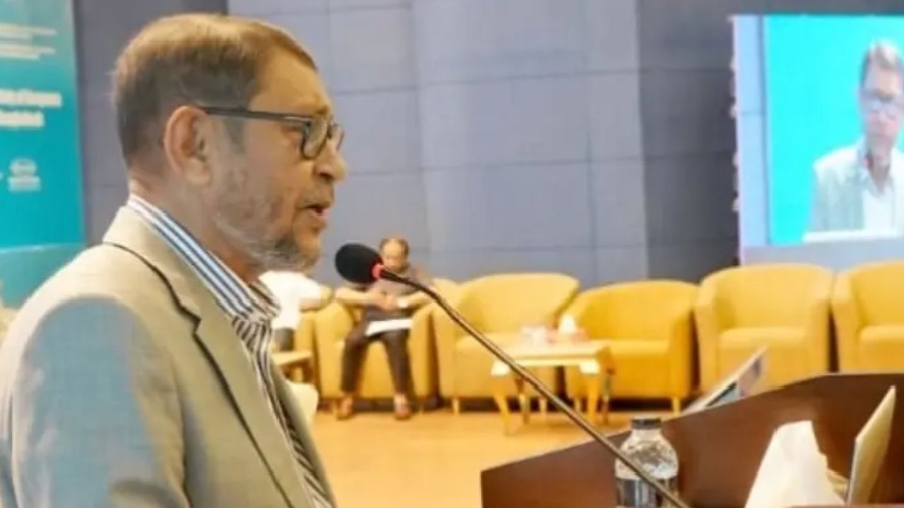 রামেকে ৩৩ নবজাতকের মৃত্যু: পরিচালকের অব্যবস্থাপনায় কঠোর স্বাস্থ্যমন্ত্রী