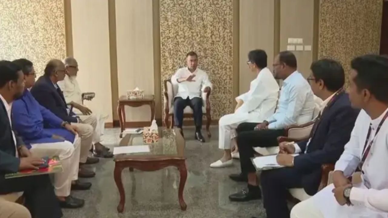 কৃষক কার্ডের অগ্রগতি কতদূর? মাঠপর্যায়ের তথ্য চাইলেন প্রধানমন্ত্রী