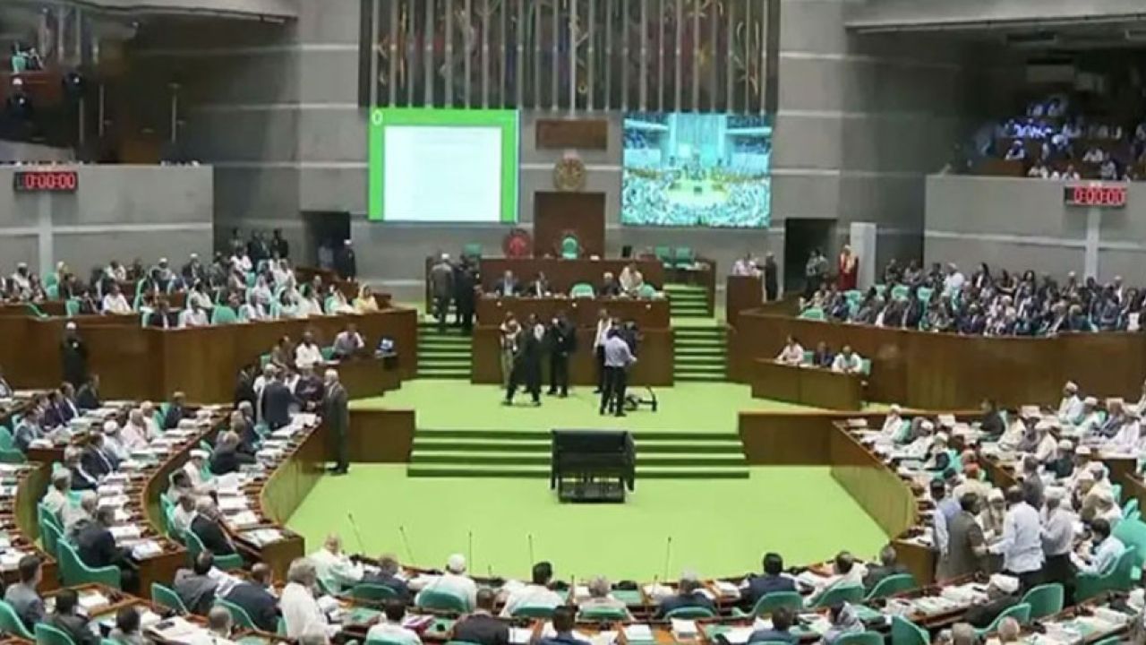 ‘গণভোট অধ্যাদেশ’ উঠছে না সংসদে, হচ্ছে বাতিল