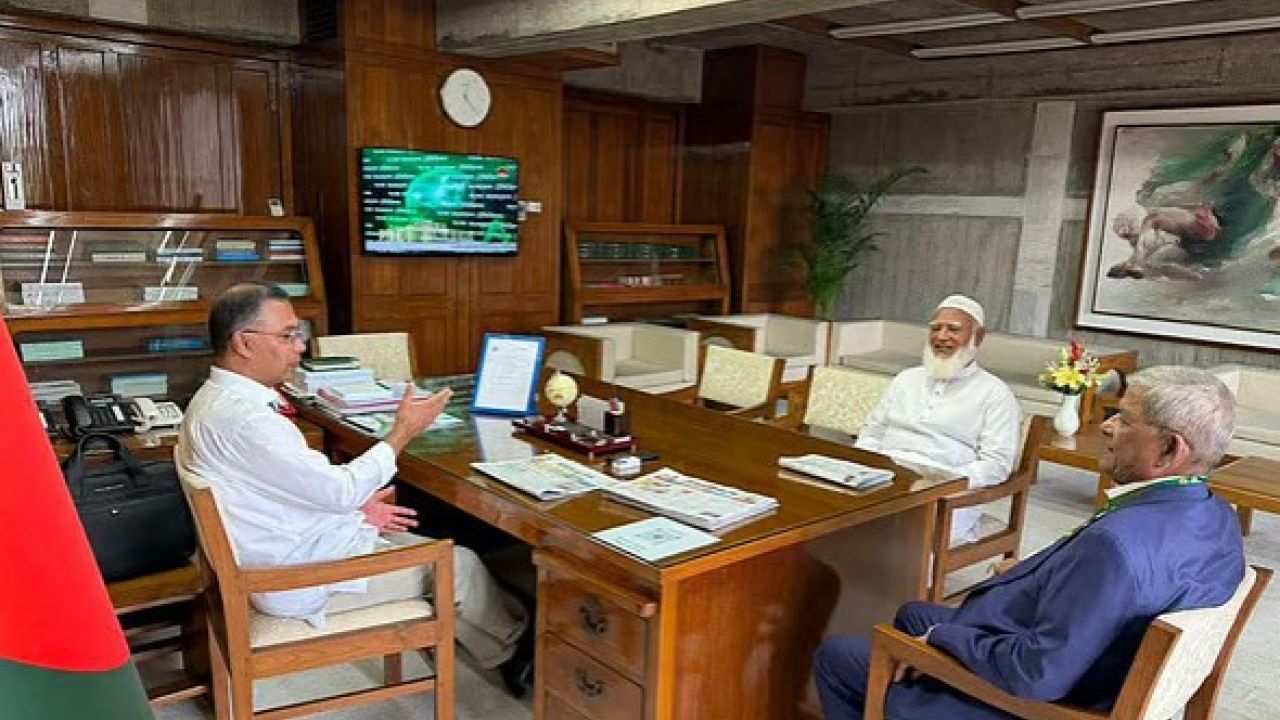 প্রধানমন্ত্রী-বিরোধীদলীয় নেতার ‘২০ মিনিটের আলাপ’, ‘সৌজন্য সাক্ষাৎ’ বললো বিএনপি