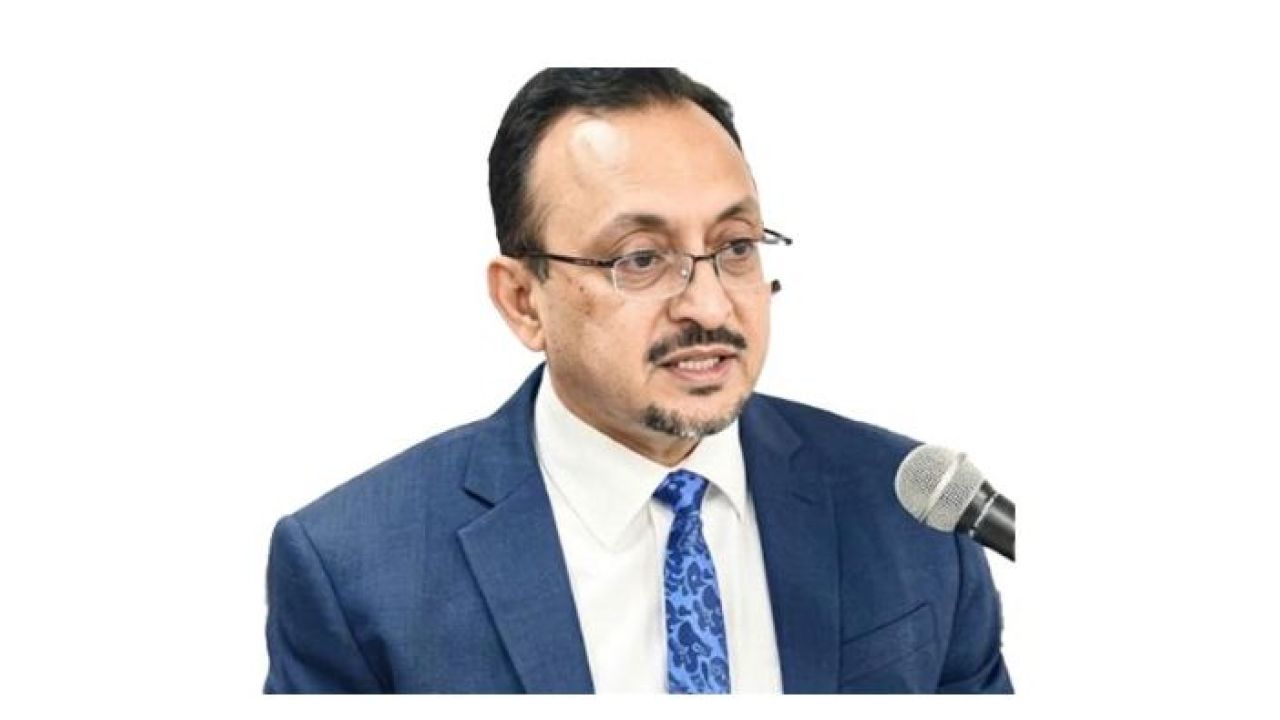 দুর্নীতি' তদন্তের মুখে বিচারপতি রেজাউল হাসানের পদত্যাগ