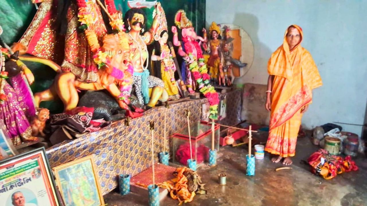 সিসিটিভি ও বিদ্যুৎ সংযোগ বিচ্ছিন্ন করে রাউজানে মন্দিরে চুরি