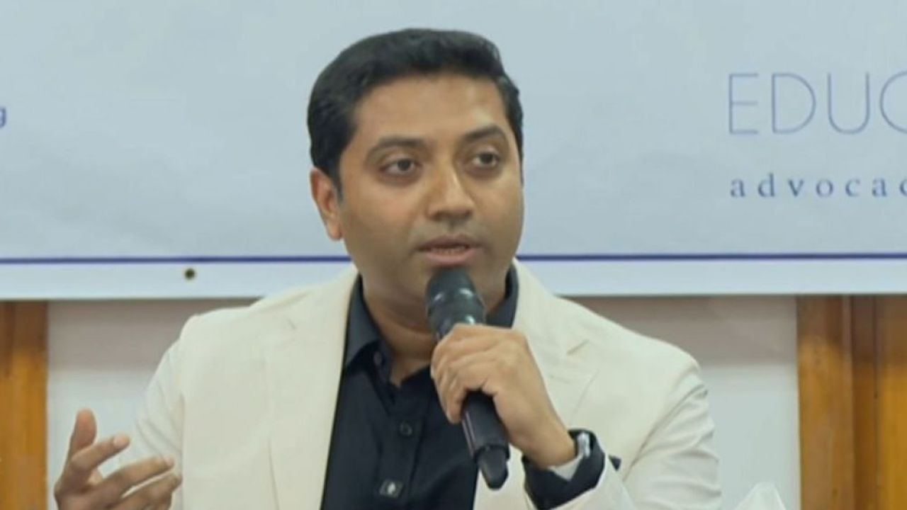 তরুণ প্রজন্মকে দক্ষ ও যোগ্য হিসেবে গড়ে তুলতে চায় সরকার : শিক্ষা প্রতিমন্ত্রী