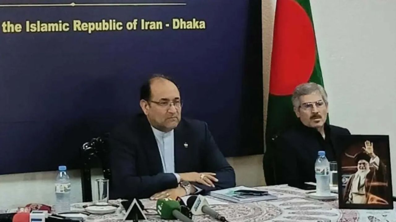 আটকেপড়া বাংলাদেশি জাহাজ হরমুজ প্রণালি দিয়ে পার হতে পারবে 