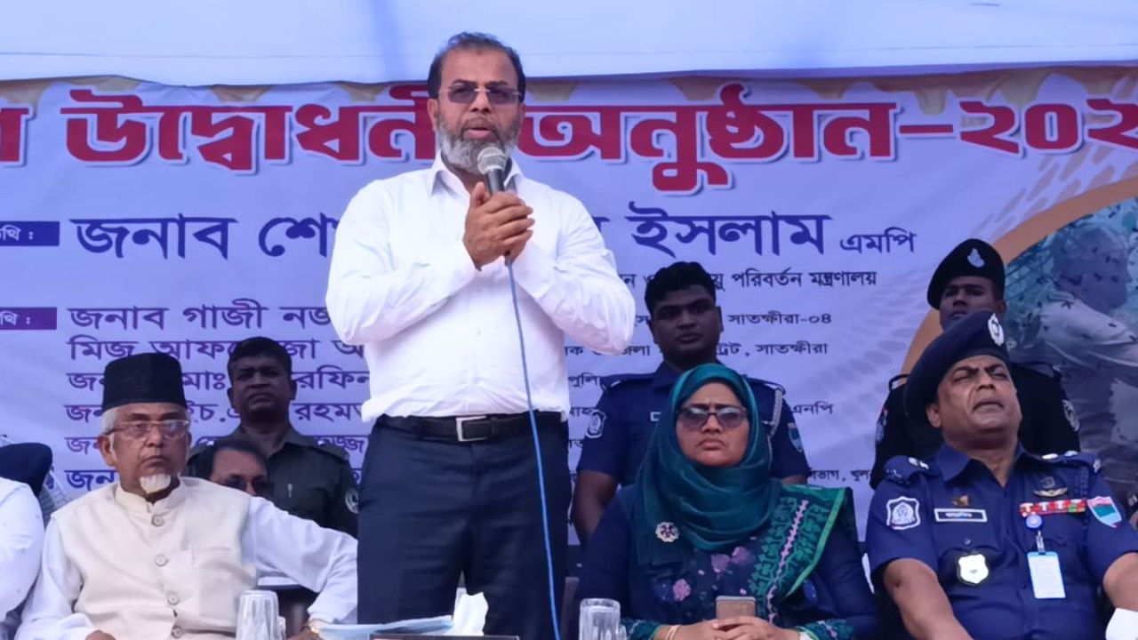 ‘সুন্দরবনে ডাকাতি করে সন্তানকে ডাক্তার বানানো সম্ভব নয়’