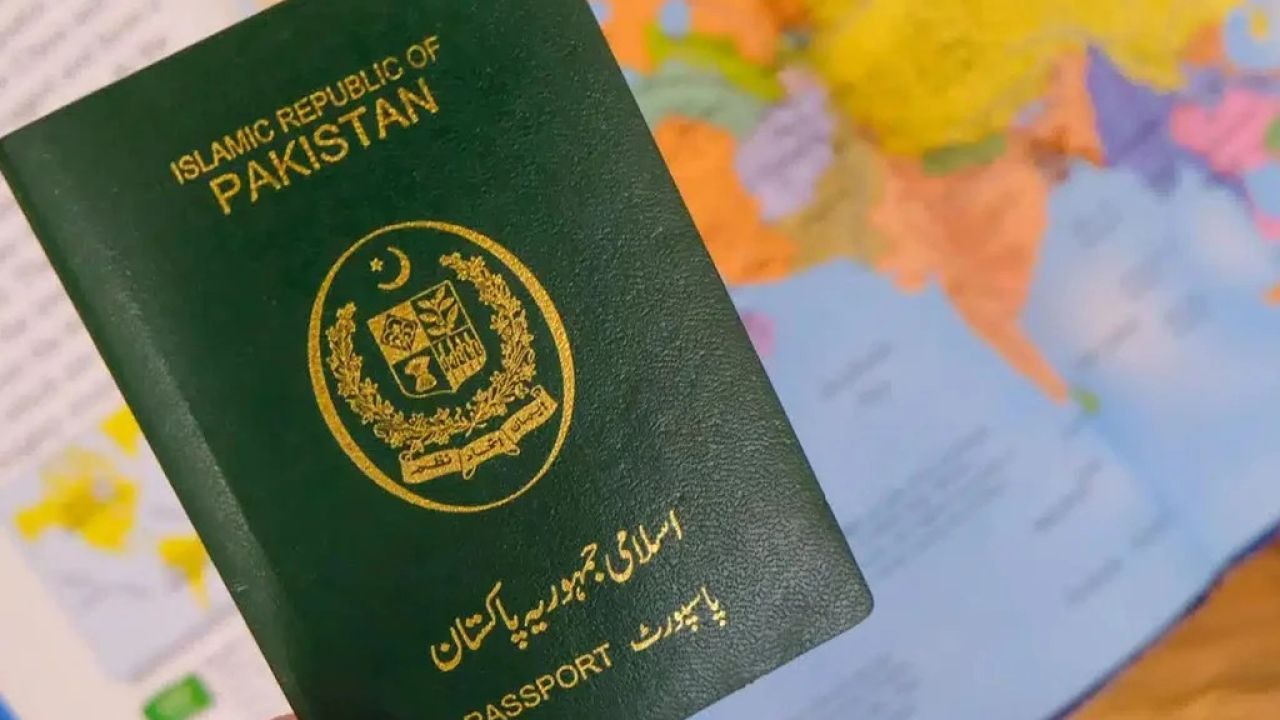  পাকিস্তানি নাগরিকদের ‘অন অ্যারাইভাল’ ভিসা স্থগিত করল কাতার