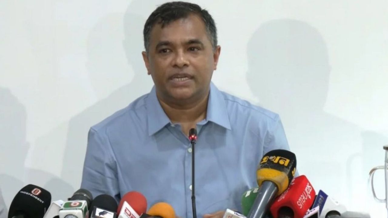 চলতি মাসে জ্বালানি তেলের সংকট না হওয়ার আশ্বাস