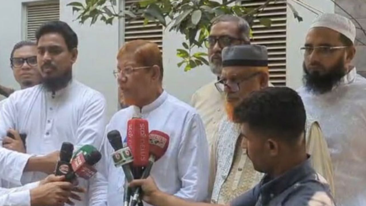 রাজপথে নামছে ১১ দল: শনিবার রাজধানীতে বিক্ষোভ সমাবেশের ডাক