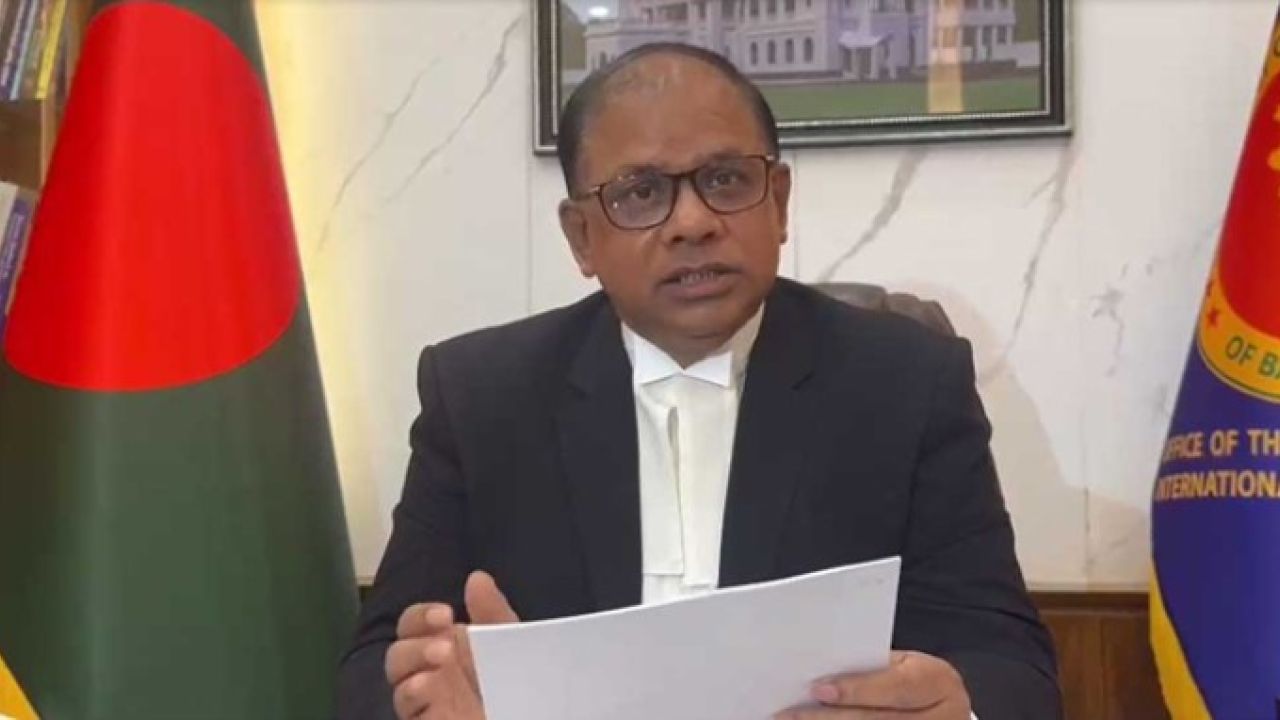 ‘পলাতক আসামির’ পক্ষে ওকালতির সুযোগ নেই: চিফ প্রসিকিউটর