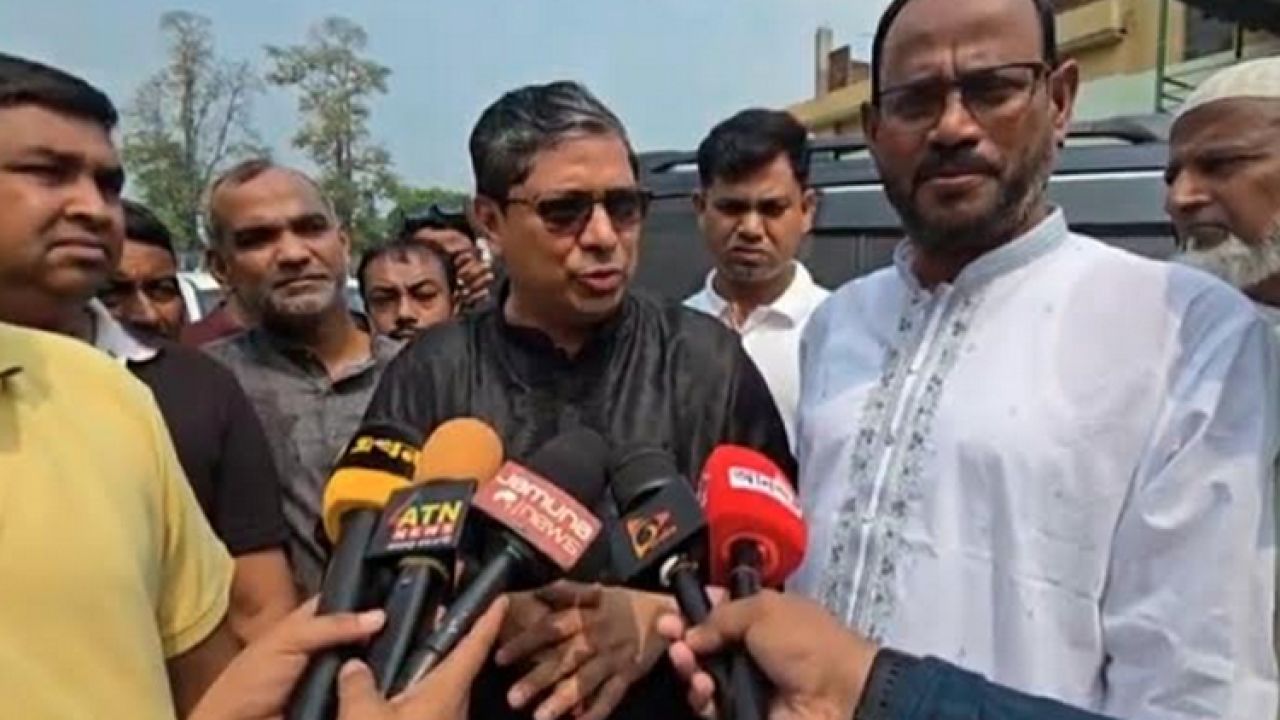 দেশে তেলের কোনো সংকট নেই, সরবরাহ স্বাভাবিক: এলজিআরডি প্রতিমন্ত্রী