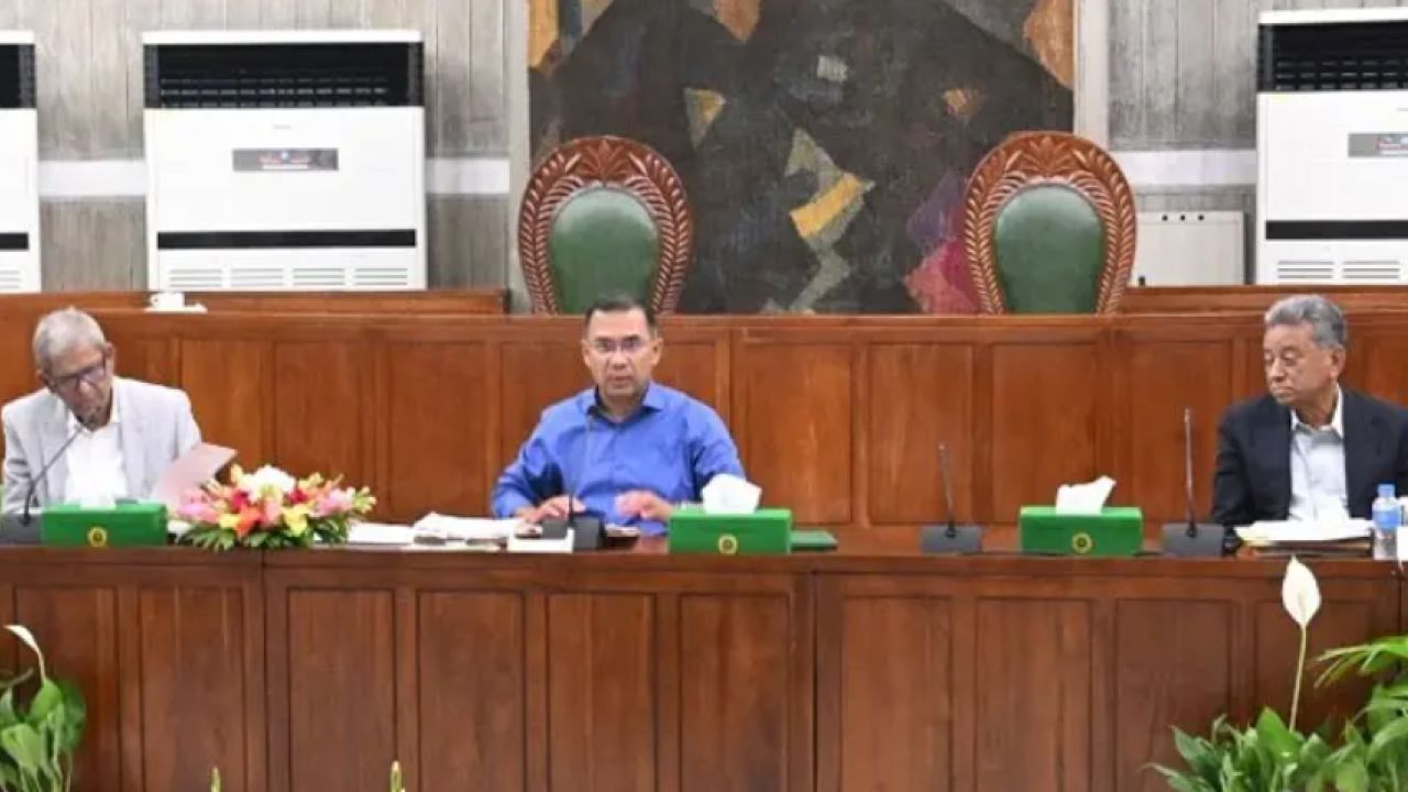 ফিটনেসবিহীন ‘লক্কড়-ঝক্কড়’ গাড়ি সরানোর ঘোষণা