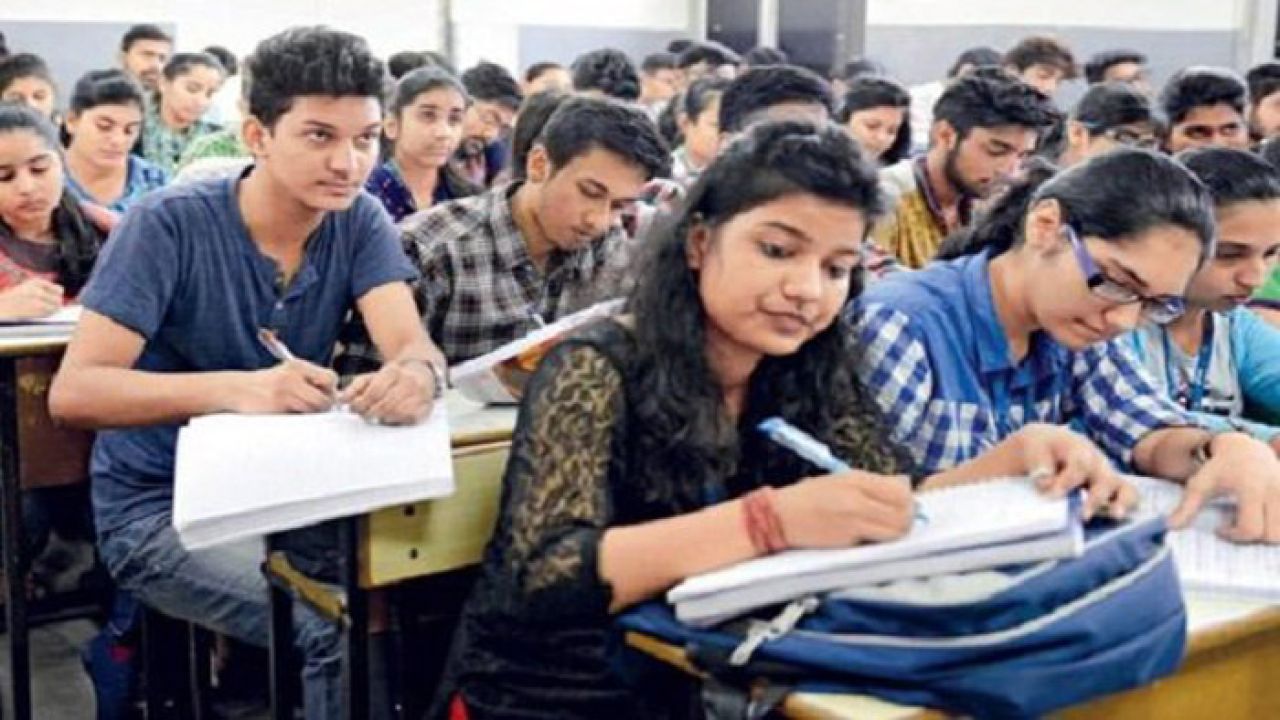 ইংরেজি শেখানোর উদ্দেশ্য, পড়ানোর ধরন ও মূল্যায়ন 