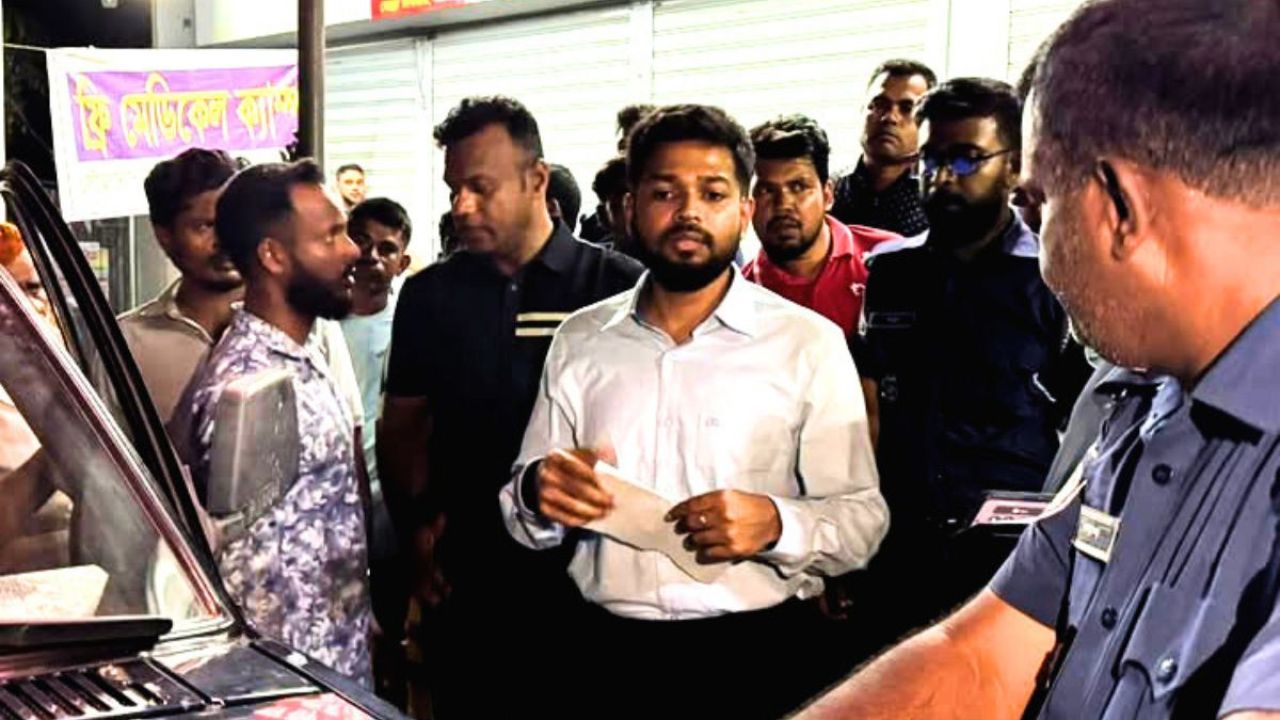 দোহারে ১ হাজার লিটার অবৈধ পেট্রোলসহ ট্রাক আটক