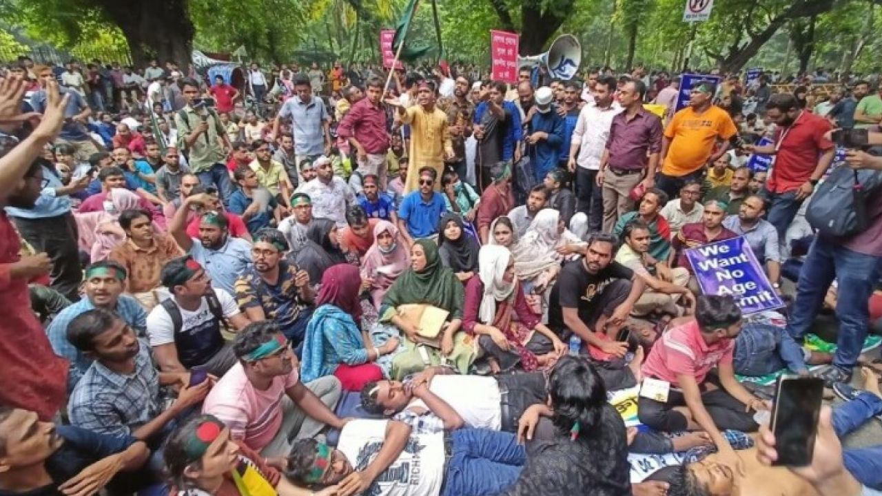 সরকারি চাকরিতে প্রবেশের বয়স বাড়লো