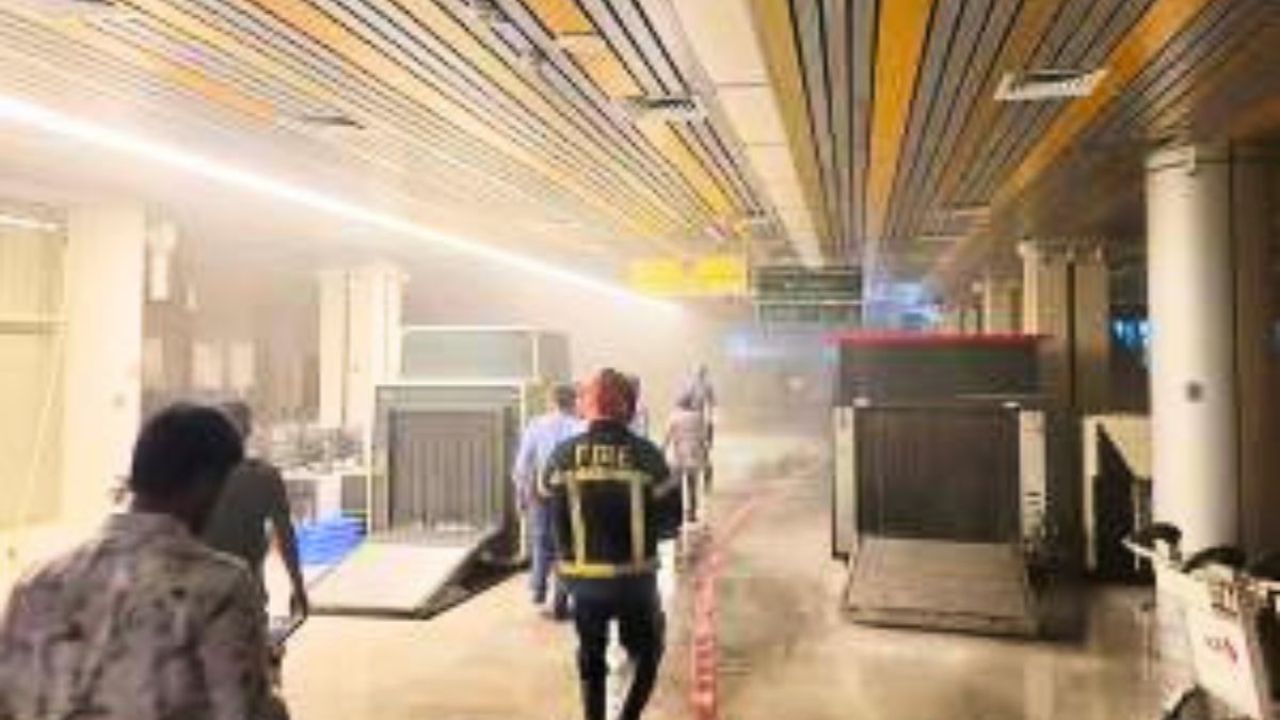 ওসমানী বিমানবন্দরে সার্ভারে আগুন, ইমিগ্রেশন চলছে ম্যানুয়ালি