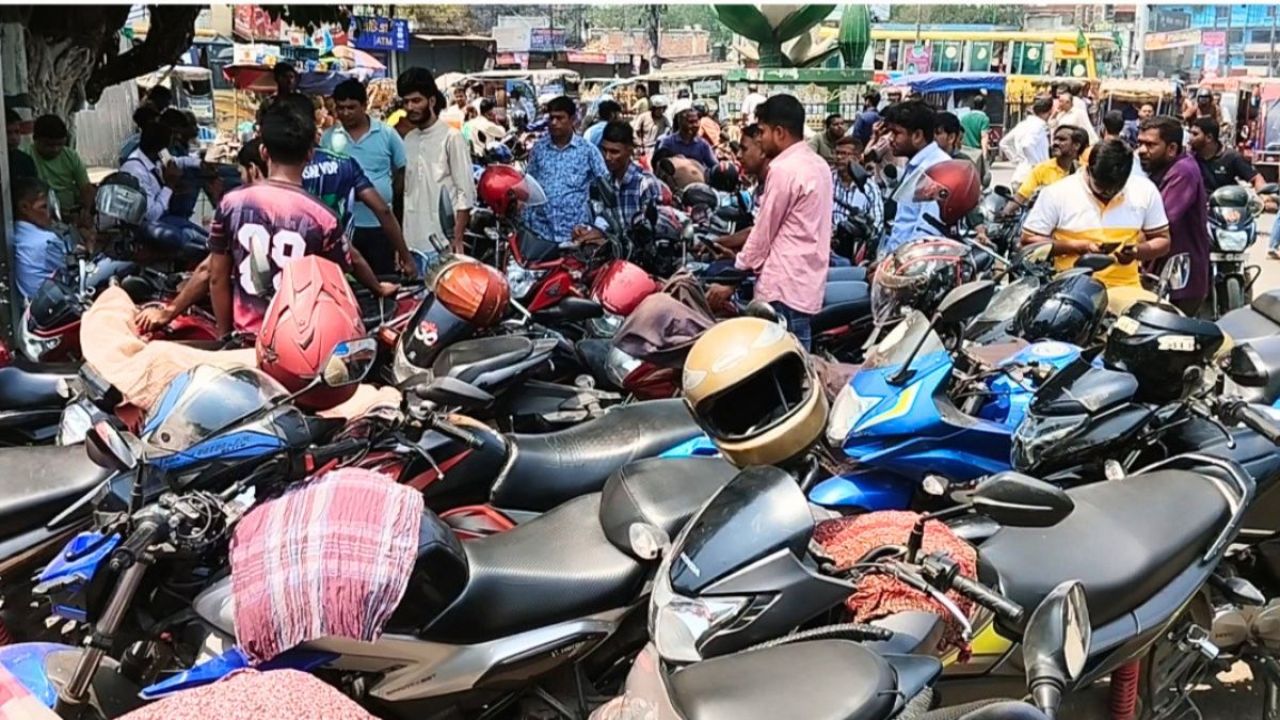 রংপুরে জ্বালানি তেলের তীব্র সংকট, মিলছে না চাহিদার অর্ধেকও