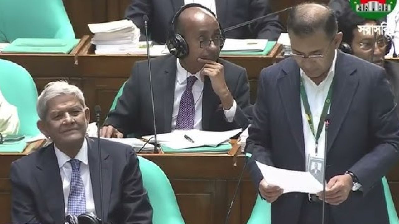 দেশের ৪ কোটি পরিবার পাচ্ছে প্রধানমন্ত্রীর ‘ফ্যামিলি কার্ড’