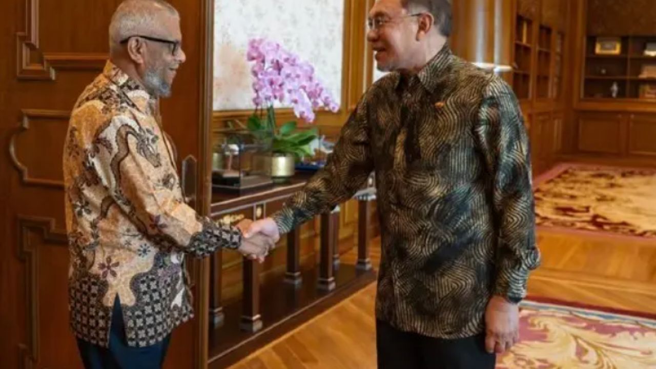 কর্মী নিয়োগে স্বচ্ছতা ও অর্থনৈতিক সম্পর্ক জোরদারে বাংলাদেশ-মালয়েশিয়ার অঙ্গীকার