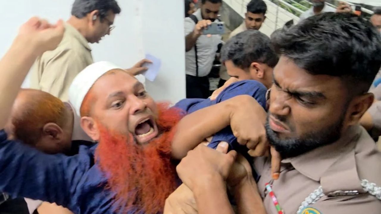 ফাঁসির রায় শুনে ‘জয় বাংলা’ স্লোগান, বললেন ‘মানি না’