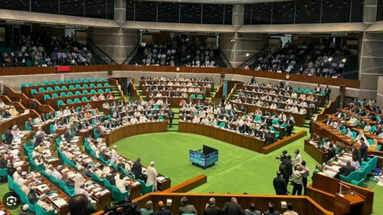 ছুটির দিনেও সংসদ অধিবেশন: ১০ বিল পাস 