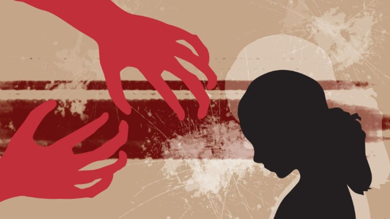 কুষ্টিয়ায় রাতে বেলায় শ্রেণিকক্ষে অচেতন স্কুলছাত্রী!