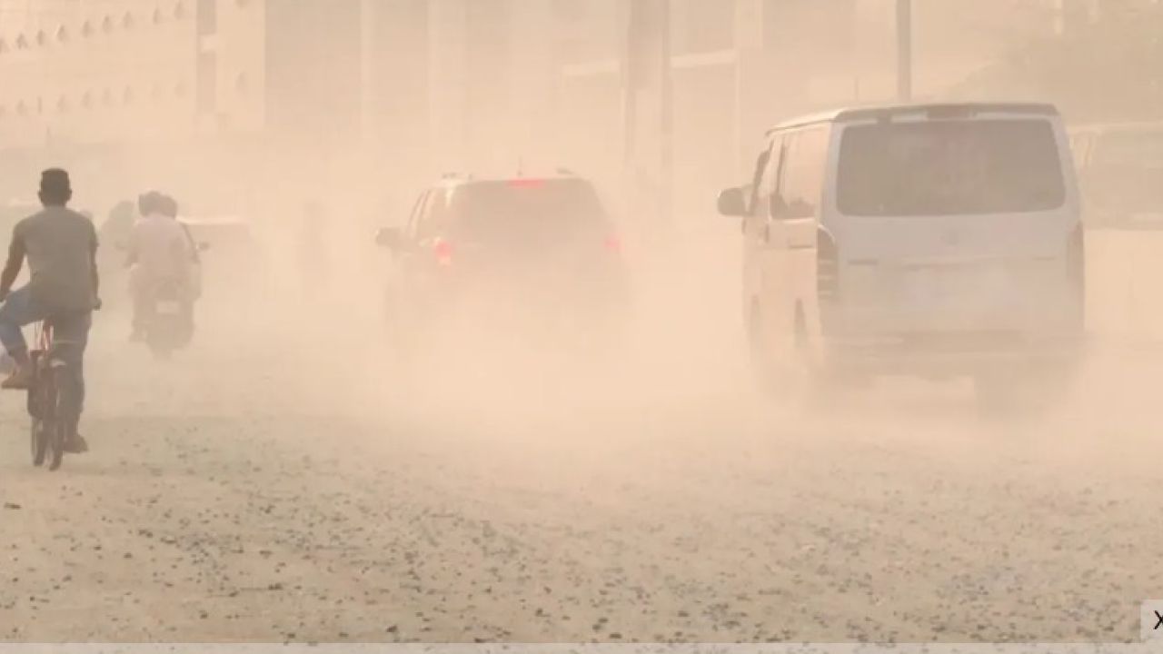 দূষিত শহরের তালিকায় শীর্ষে ঢাকা