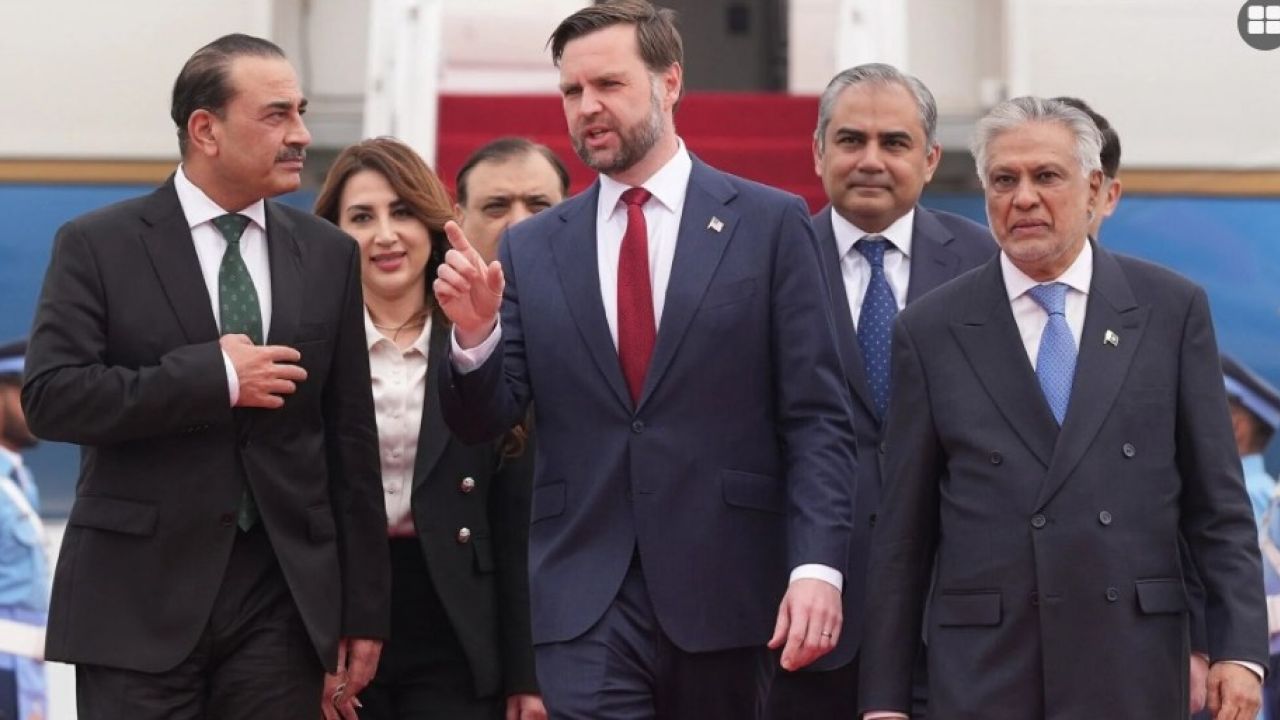 ইরান-যুক্তরাষ্ট্র শান্তি আলোচনা: ১৯৭৯ সালের পর প্রথম উচ্চপর্যায়ের বৈঠক, ইসলামাবাদে জেডি ভ্যান্স