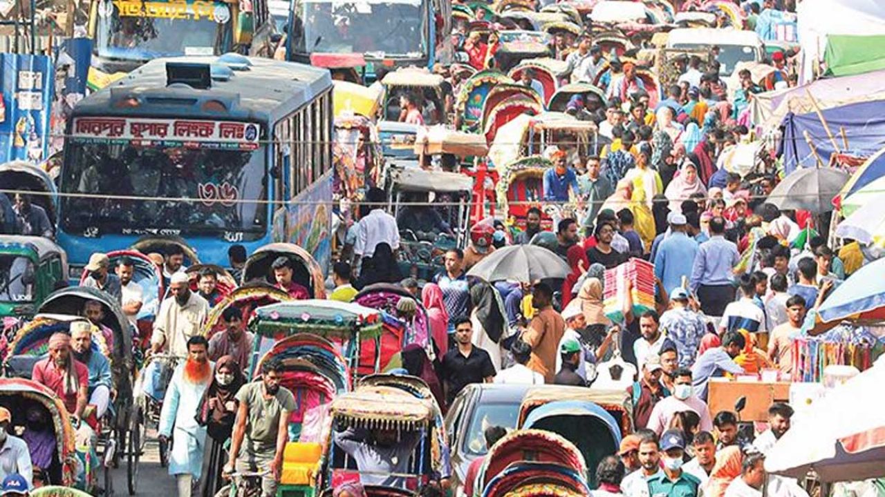 অনিয়ন্ত্রিত অটো: সমন্বিত নীতি জরুরি