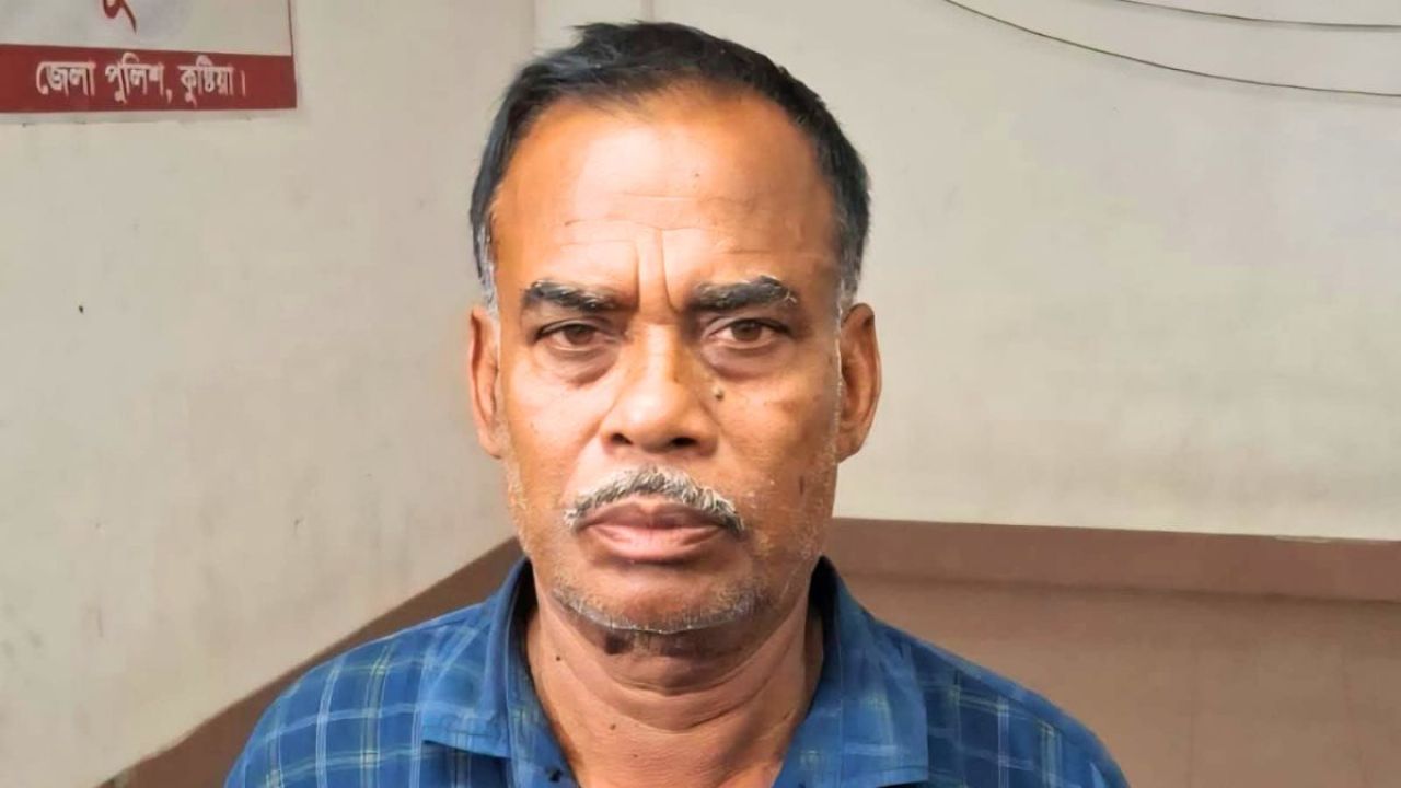 বিদ্যালয়ে আটকে রেখে ছাত্রীকে ধর্ষণের অভিযোগ, পিয়ন গ্রেপ্তার