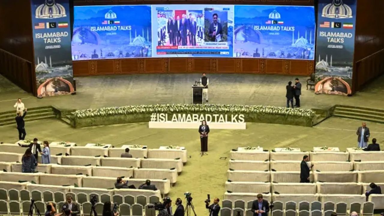 ইরান-যুক্তরাষ্ট্র প্রথম দফার বৈঠক শেষ, কাল ফের আলোচনা