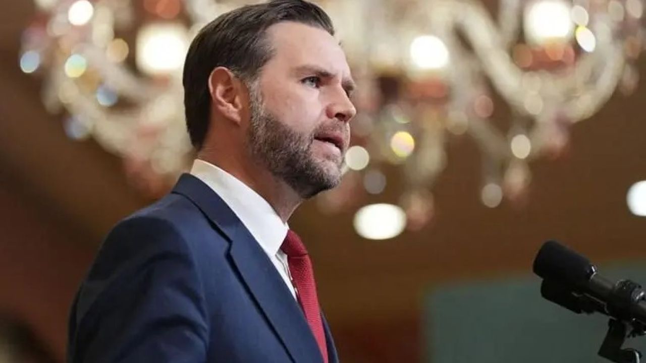 কোনো সমঝোতা ছাড়াই ফিরছেন জেডি ভ্যান্স