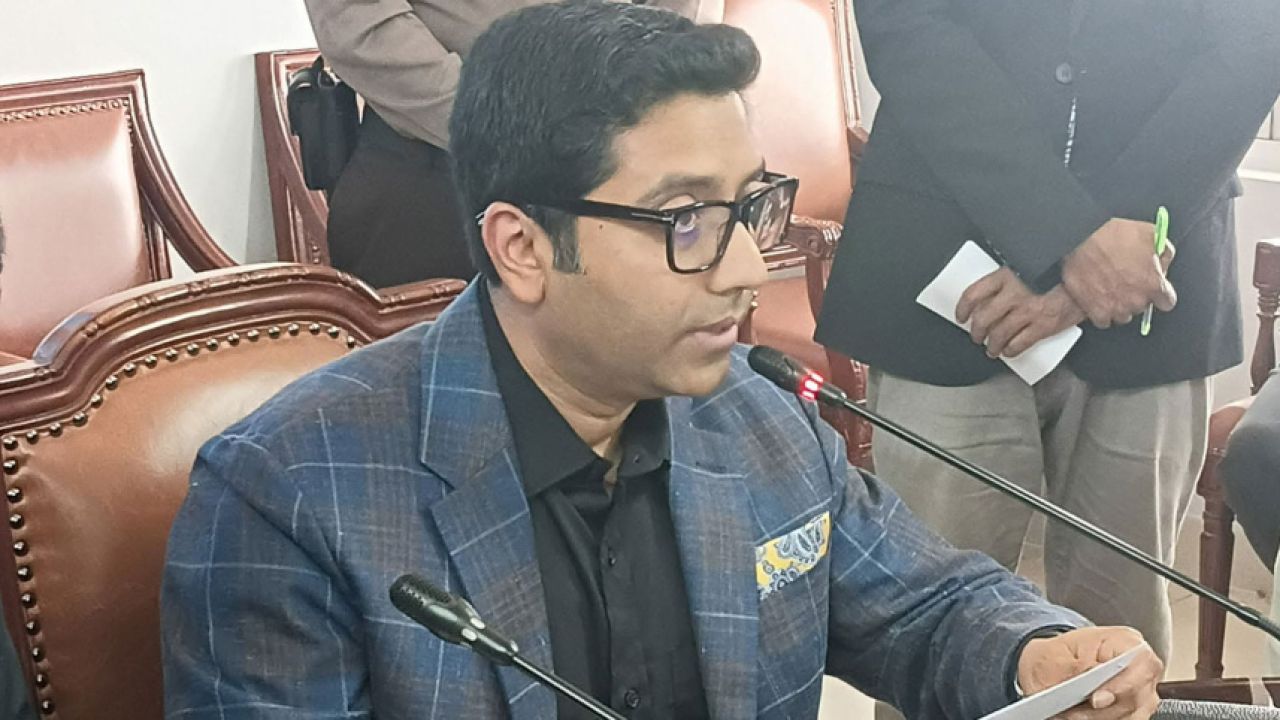 দক্ষ জনশক্তি গড়তে ক্যারিয়ারভিত্তিক শিক্ষার বিকল্প নেই