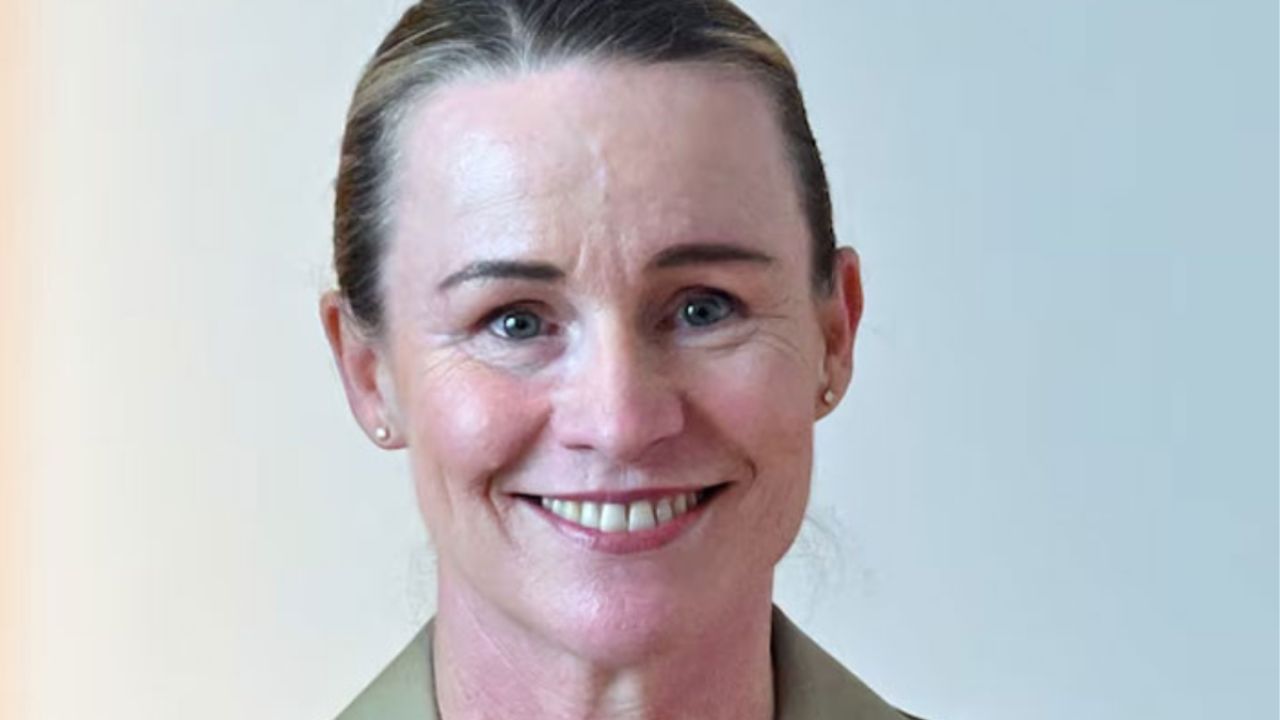 অস্ট্রেলিয়ার ১২৫ বছরের ইতিহাসে প্রথম নারী সেনাপ্রধান সুসান কয়েল