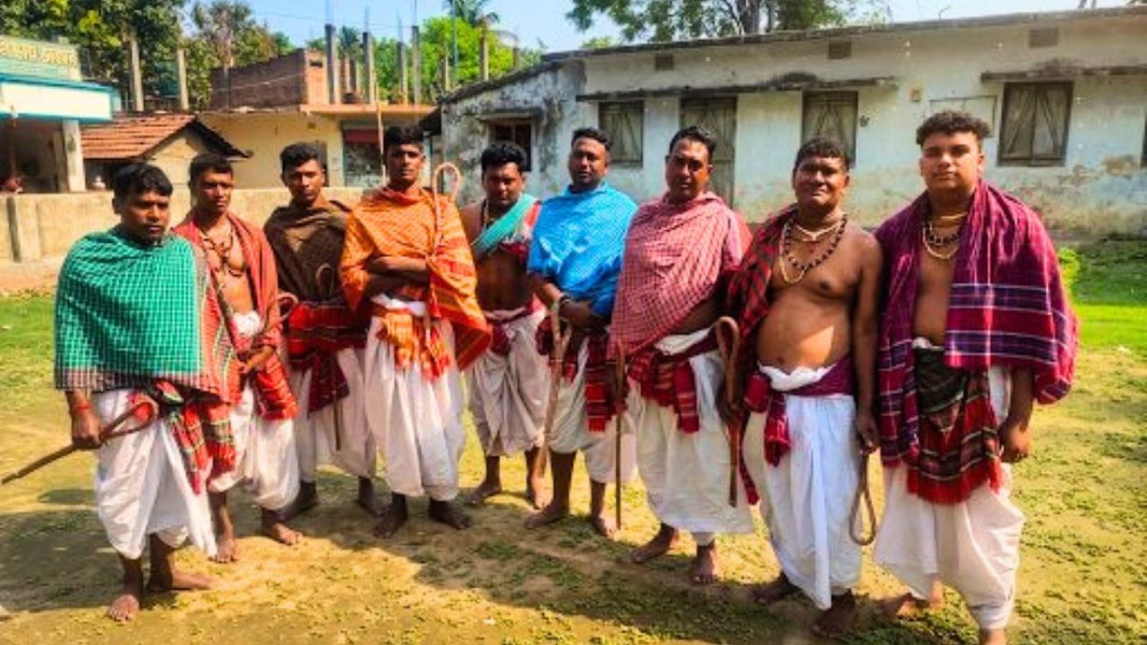 মহেশপুরে ২০০ বছরের ঐতিহ্যবাহী চড়ক পূজার প্রস্তুতি